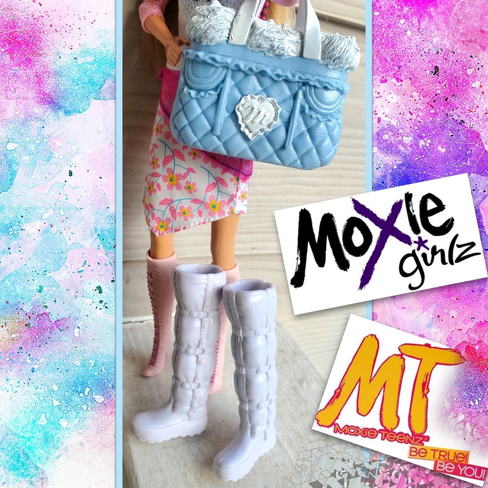 Moxie Teenz Winter Fashion Blue Plastic Quilted Handbag Purse & Tall White Boots